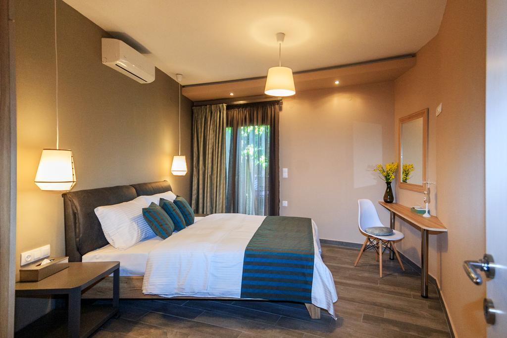 Kissos Apartments Vourvourou Extérieur photo