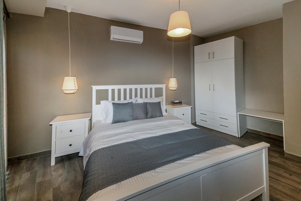 Kissos Apartments Vourvourou Extérieur photo